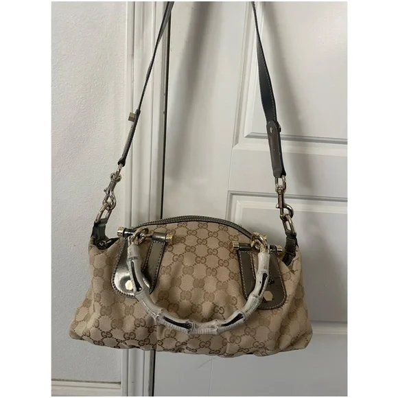 Authentic GUCCI Brown GG Monogram Shoulder Crossbody Bag - Picture 5 of 17